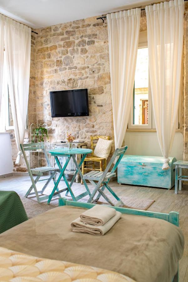 Rooms And Apartments Djanovic Split Bagian luar foto