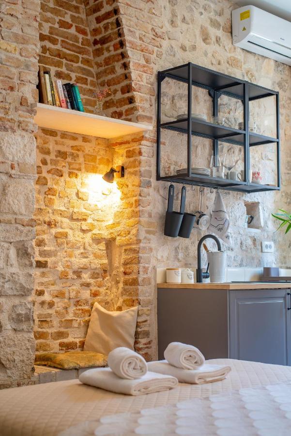 Rooms And Apartments Djanovic Split Bagian luar foto